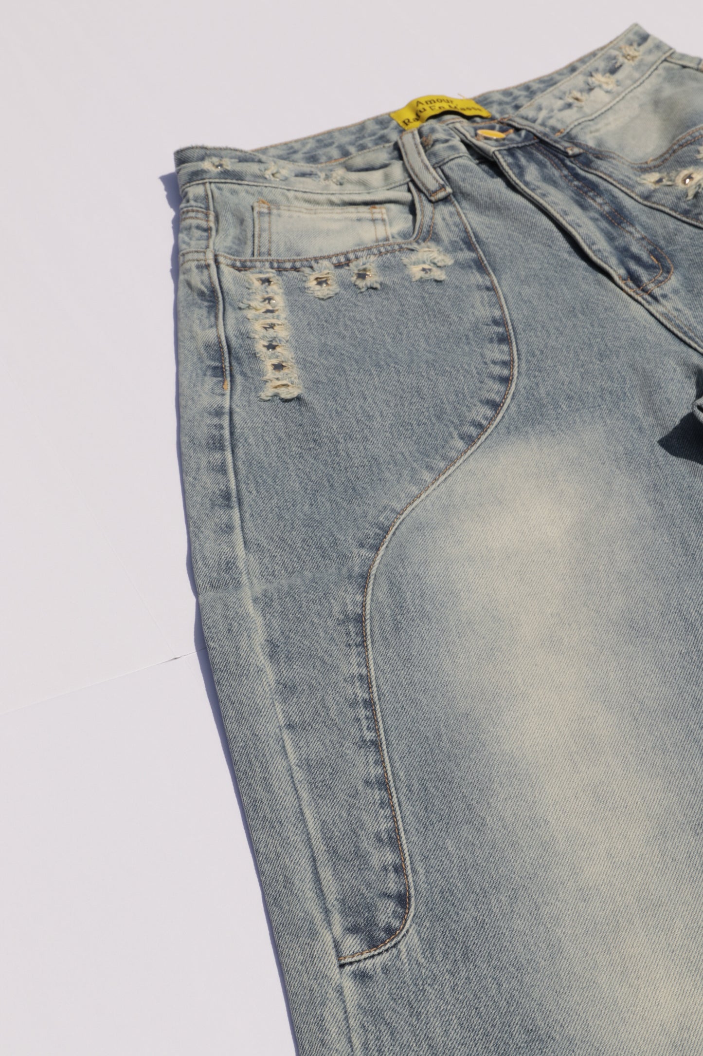 Baggy Star Studded Distressed Jeans