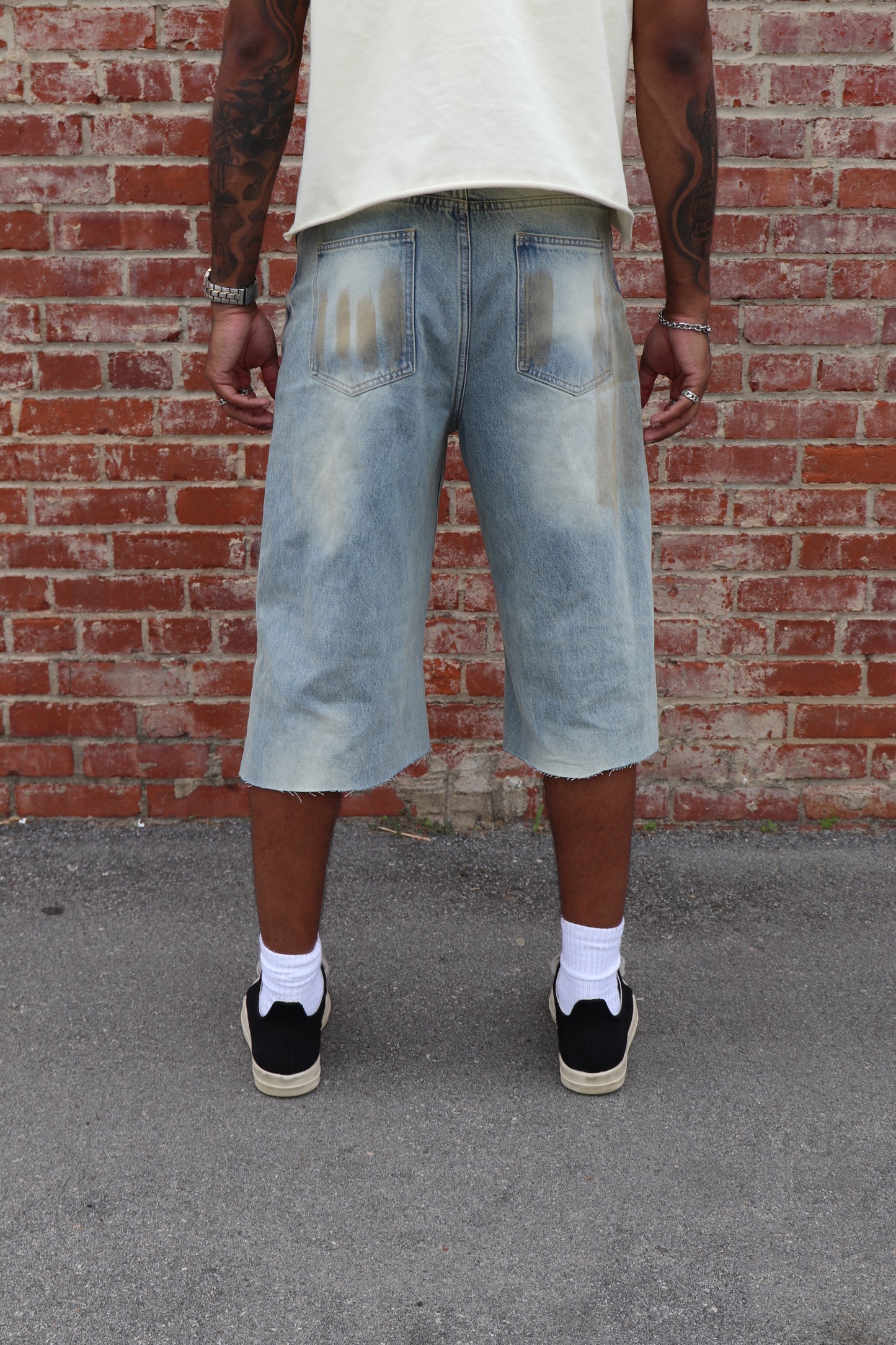 Pleated Dirty Wash Jhorts