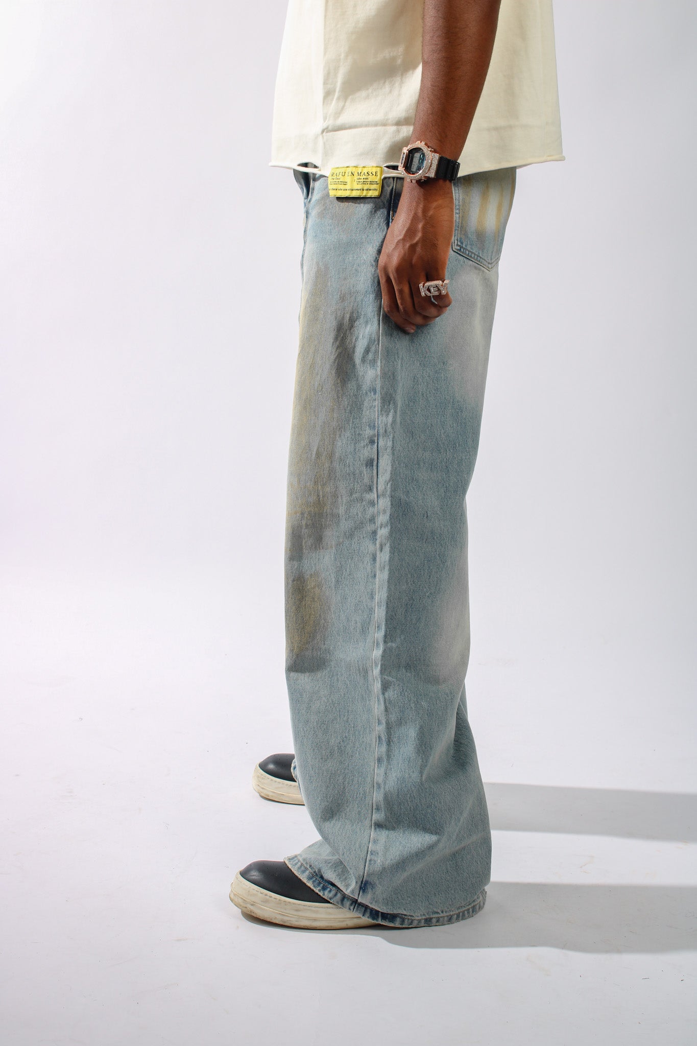 Baggy Pleated Dirty Washed Jeans